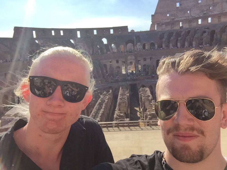 Emil och Vincent på Colosseum